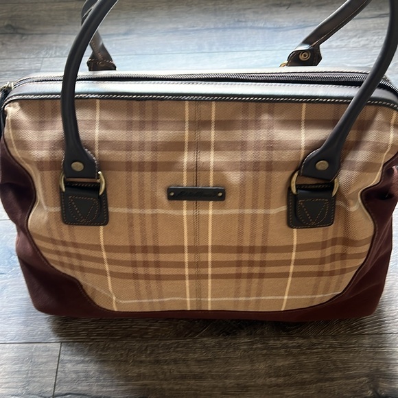 Eddie Bauer Brown & Plaid overnight bag - Picture 2 of 10